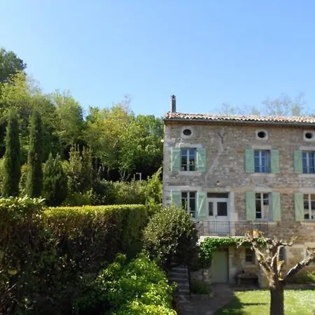 Grands Ardeche 度假居 萨拉瓦斯