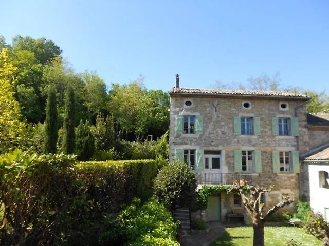 Grands Ardeche 度假居 萨拉瓦斯
