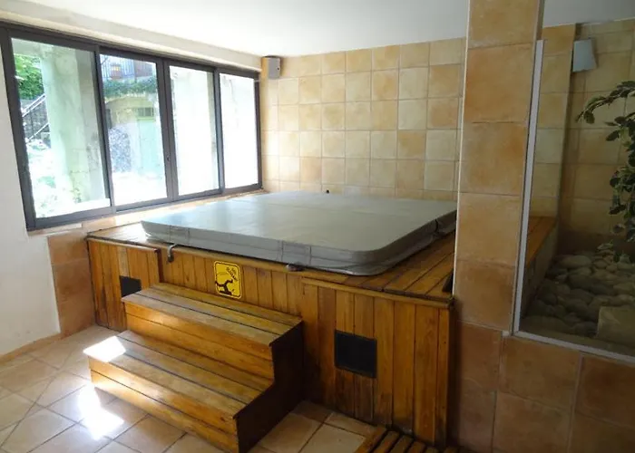 Grands Ardeche 萨拉瓦斯